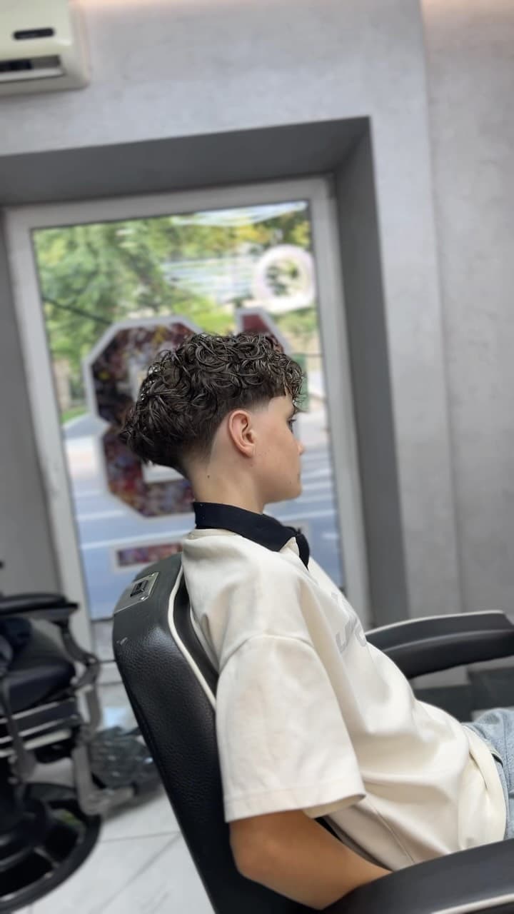 Lucrare Vandalll Barber 4